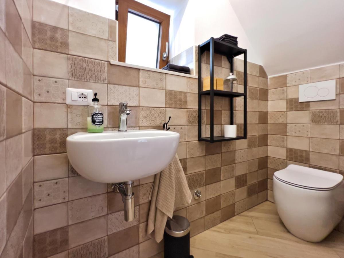 Cosy Nemi - Guest House Bagian luar foto
